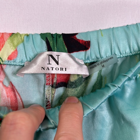 Natori Water Lily silky pajama set - Picture 4 of 5